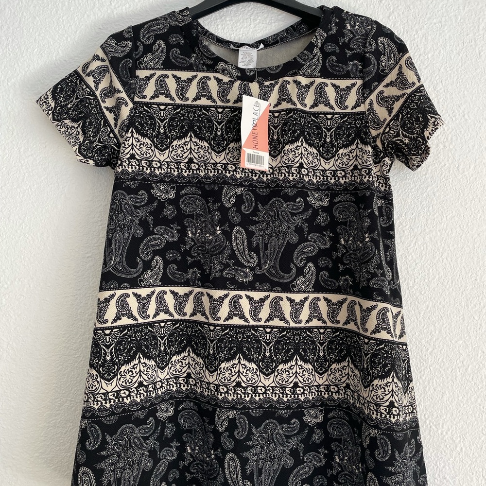 Honey and Lace Torrance L